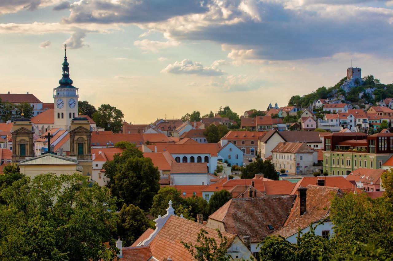 Mikulov Apartmany Magistr Buitenkant foto