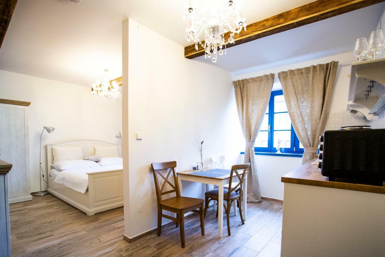 Mikulov Apartmany Magistr Buitenkant foto