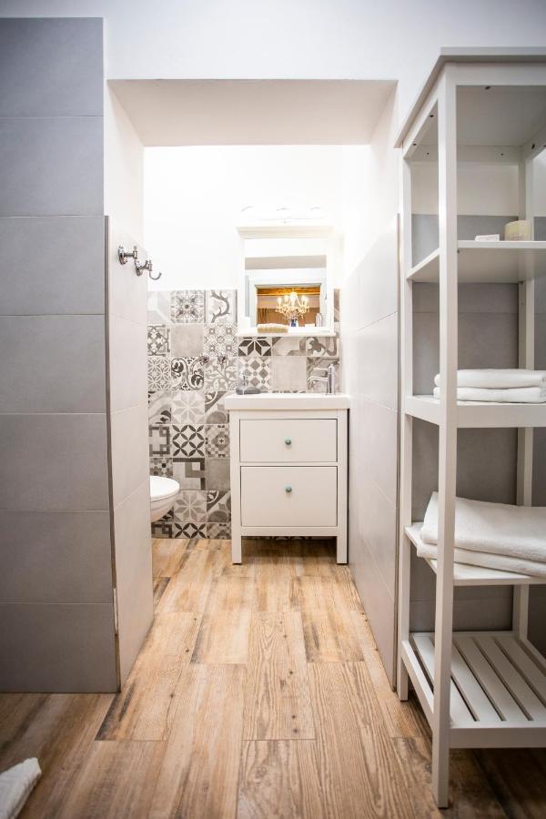 Mikulov Apartmany Magistr Buitenkant foto