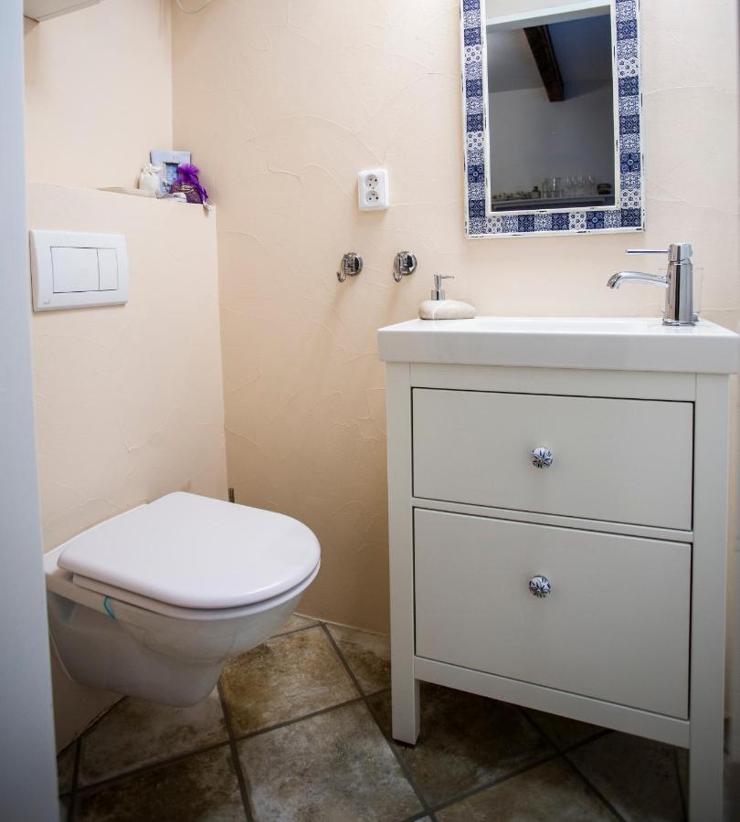 Mikulov Apartmany Magistr Buitenkant foto